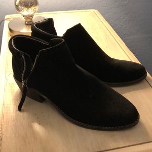 Black Steven madden boots new worn
